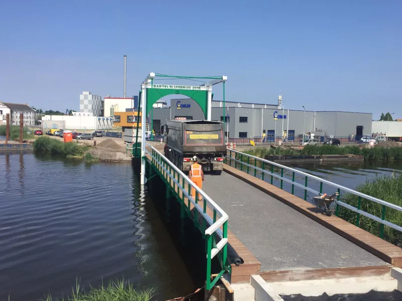 /userfiles/infraprojectcoordinatie.nl/images/webp/Foto1-ophaalbrug-overgemeente.jpg.webp